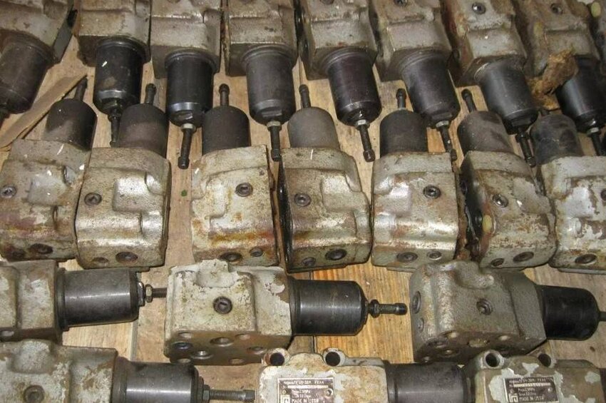 Ремонт и настройка гидравлического насоса CAT