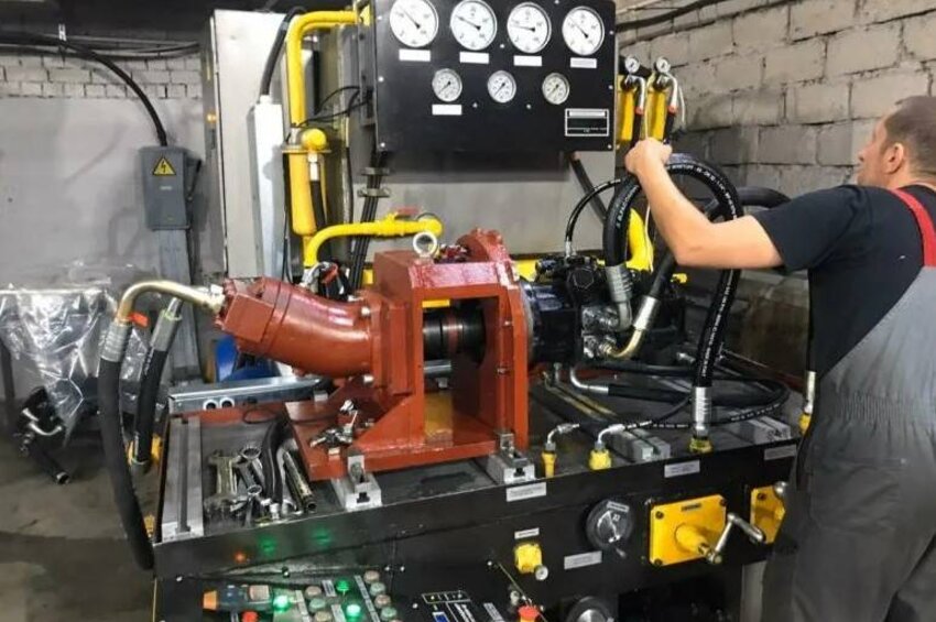 Регулировка давления гидравлики New Holland B110B и Критически важные настройки