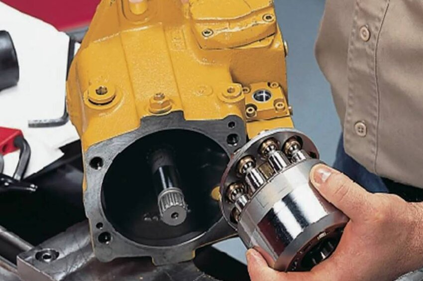 Стоимость ремонта гидросистемы JCB 3CX и Когда выгодно ремонтировать